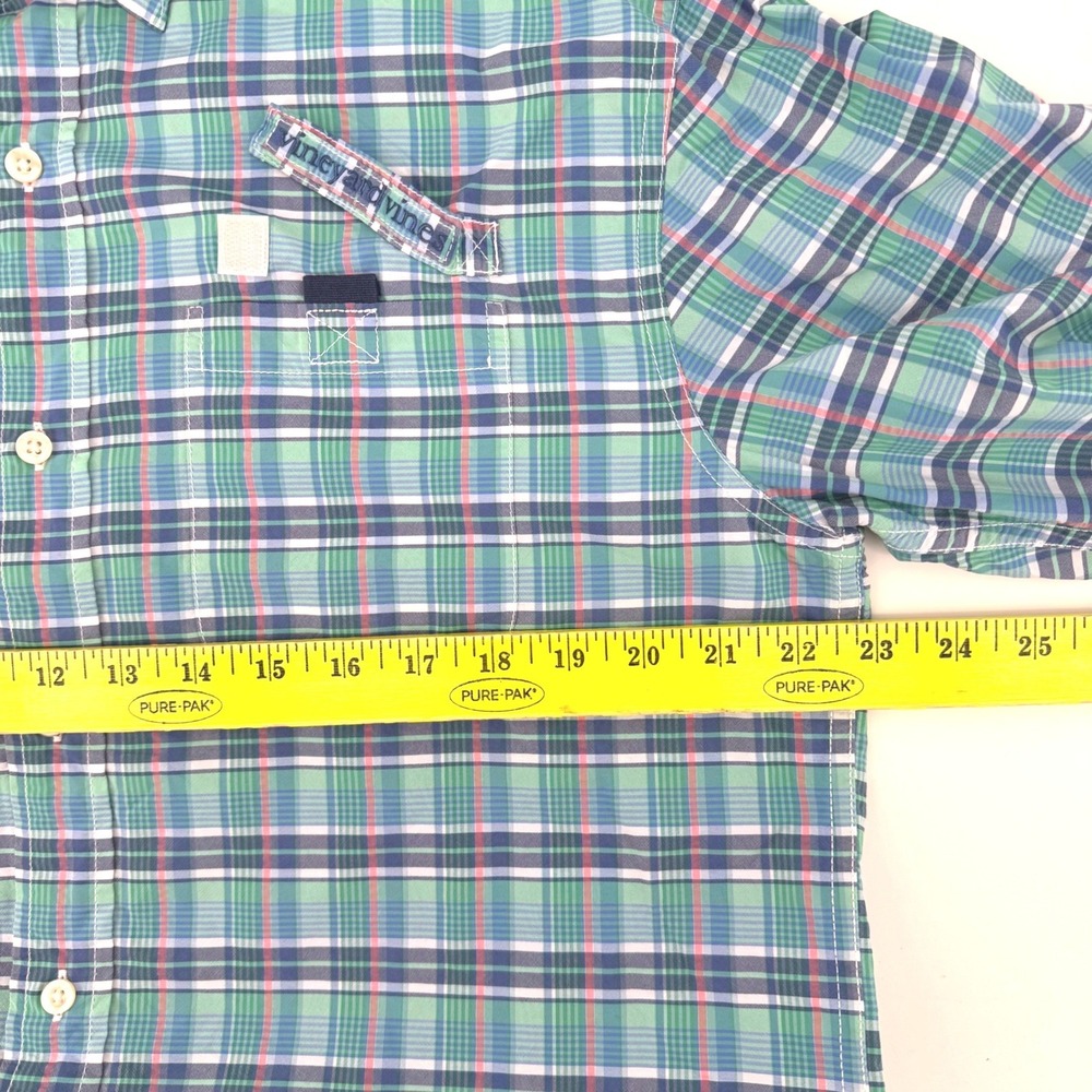 Vineyard Vines Harbor Shirt Medium Green Blue Plaid Vented Fishing Lightweight - Picture 6 of 9